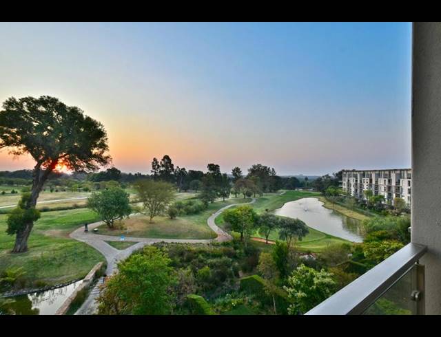 3 BEDROOM APARTMENT FOR SALE IN HOUGHTON ESTATE